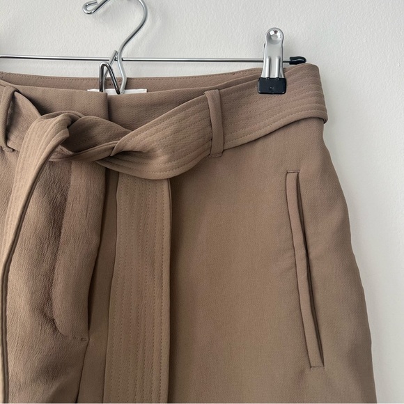 NWT Aritzia Wilfred Tie Front Belted High Rise Trouser Shorts - Picture 3 of 8